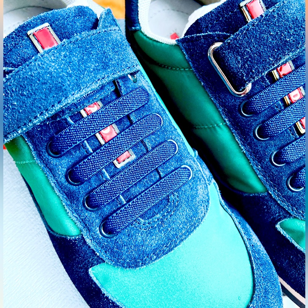Prada kids 31 (13-13.5 US size)